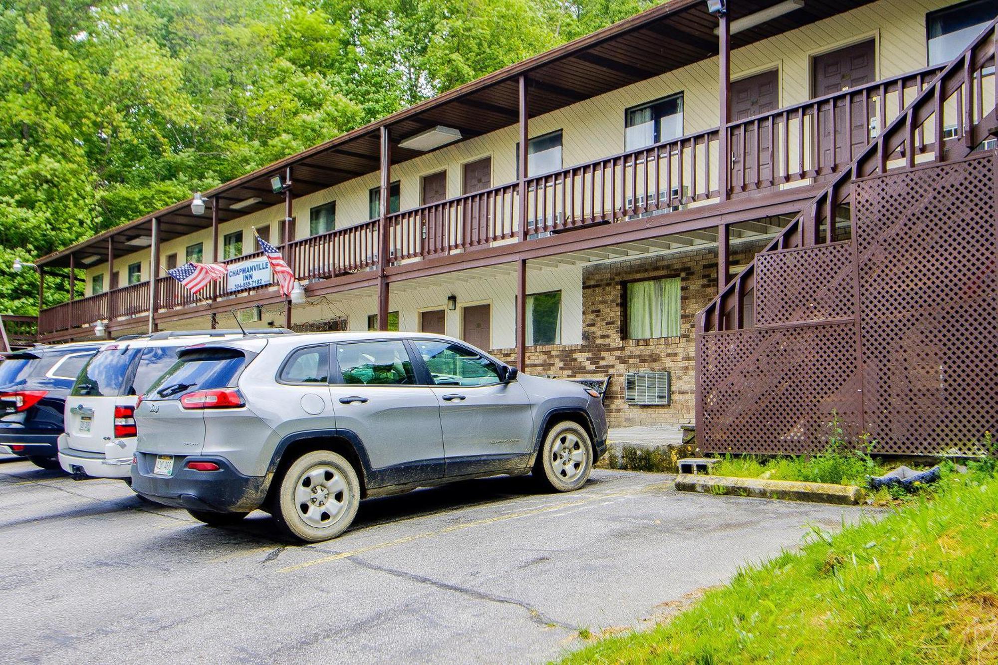 Oyo Hotel Chapmanville Inn, Wv - Hwy 119 Zewnętrze zdjęcie