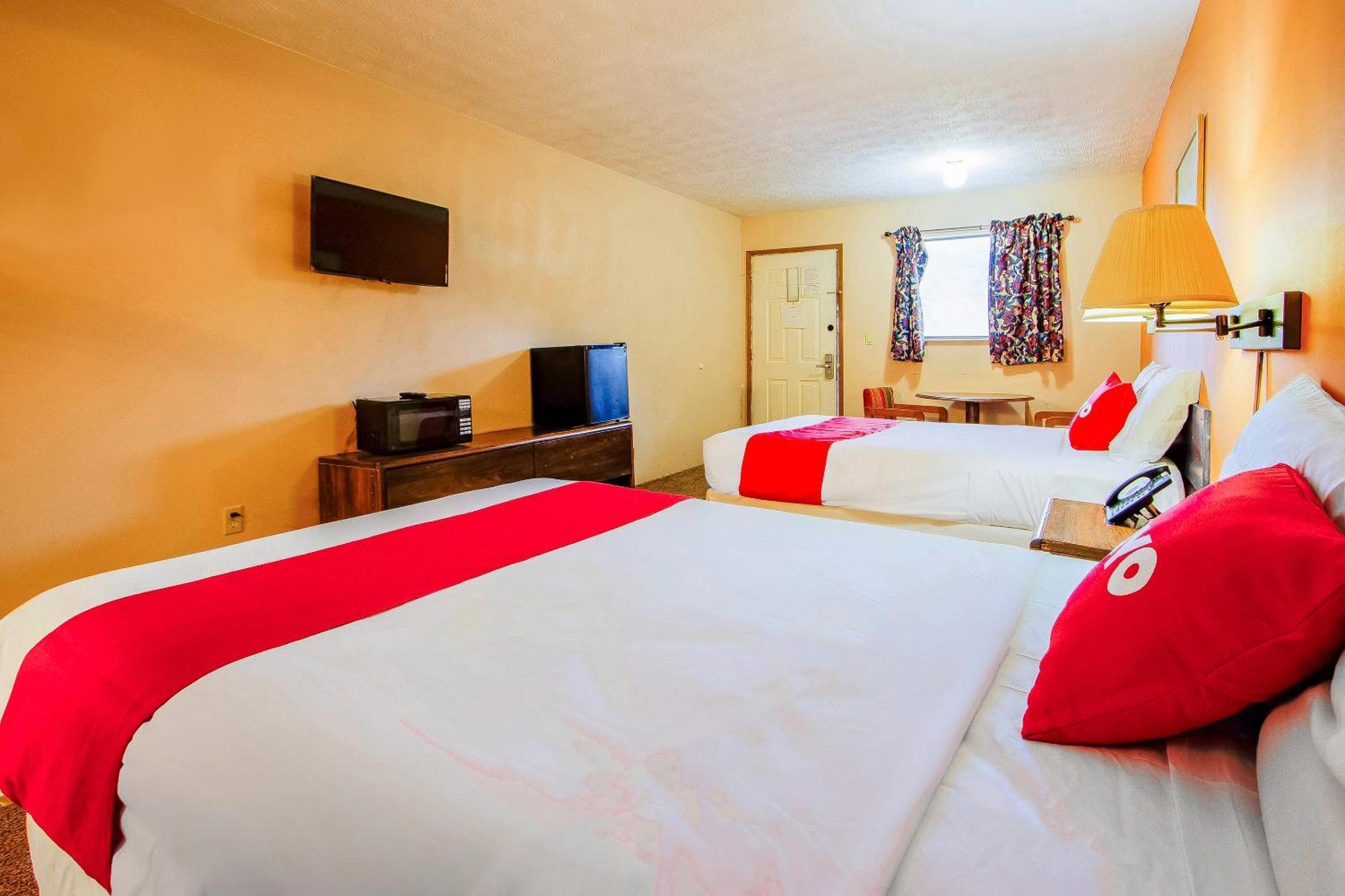 Oyo Hotel Chapmanville Inn, Wv - Hwy 119 Zewnętrze zdjęcie