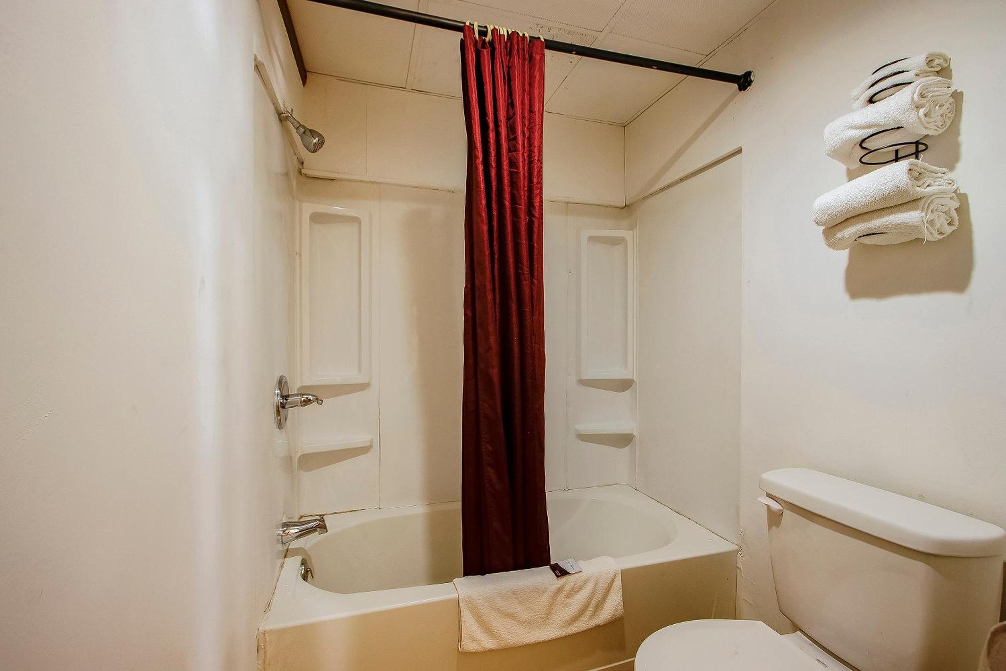 Oyo Hotel Chapmanville Inn, Wv - Hwy 119 Zewnętrze zdjęcie