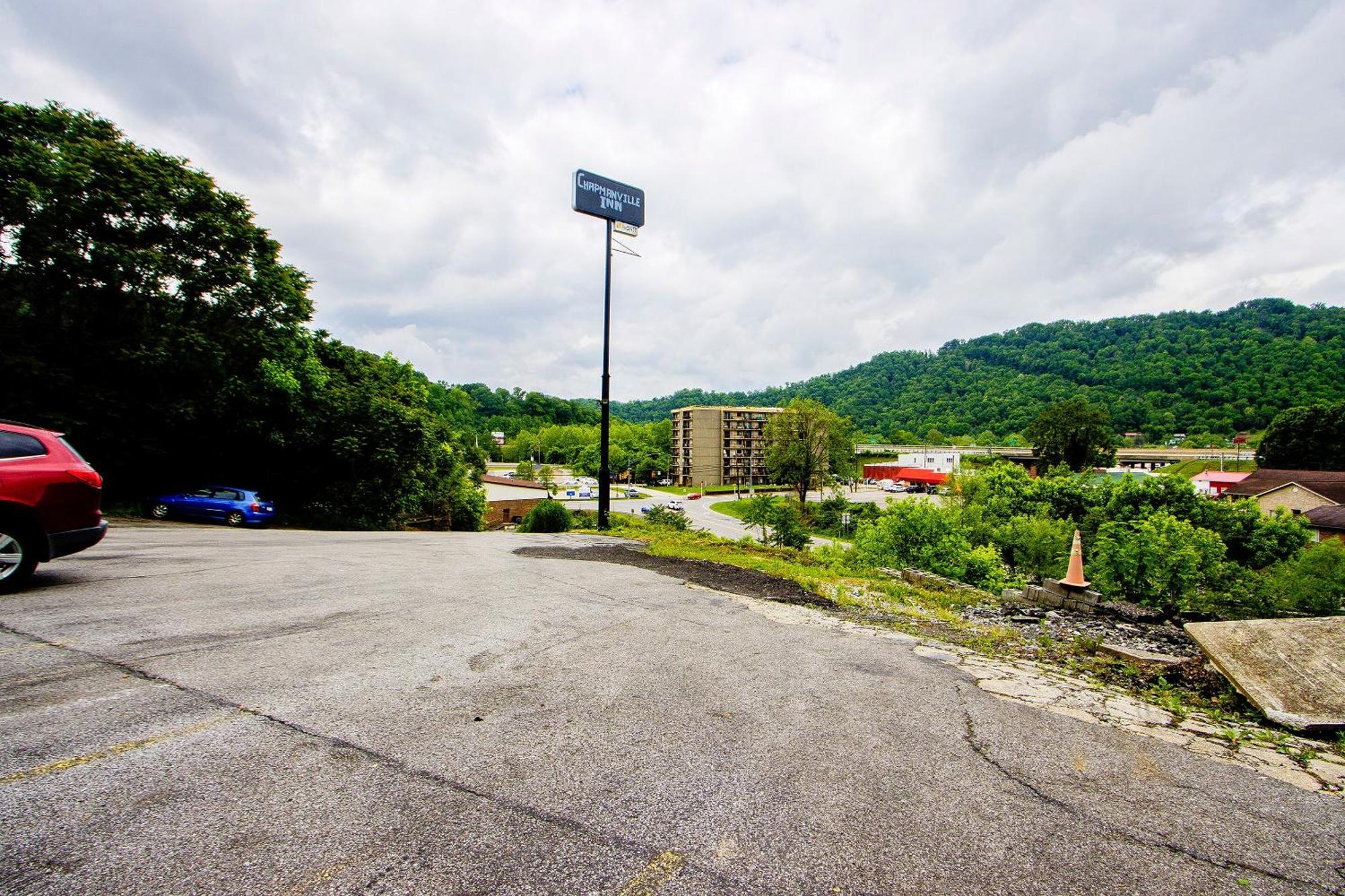 Oyo Hotel Chapmanville Inn, Wv - Hwy 119 Zewnętrze zdjęcie
