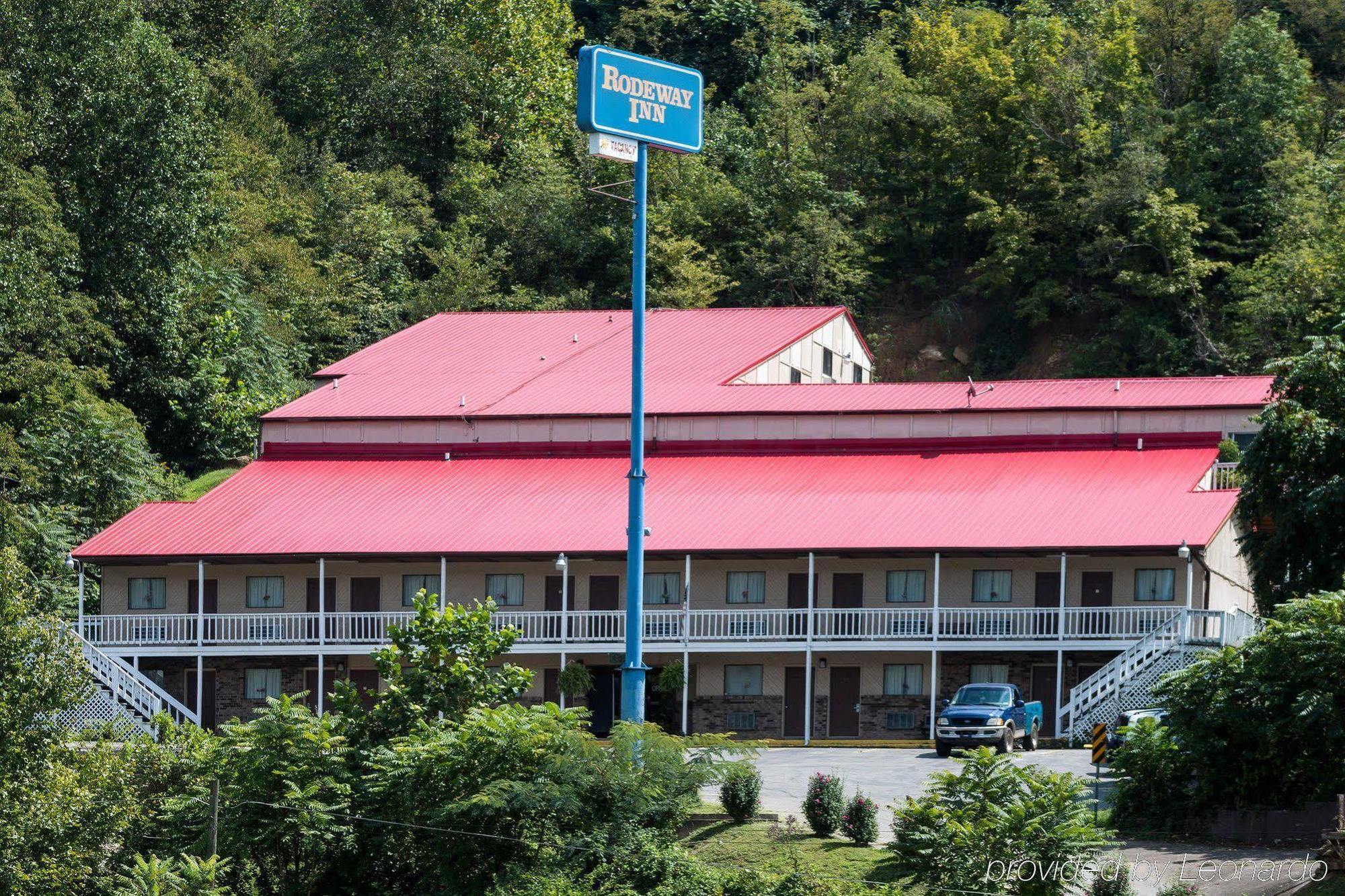 Oyo Hotel Chapmanville Inn, Wv - Hwy 119 Zewnętrze zdjęcie