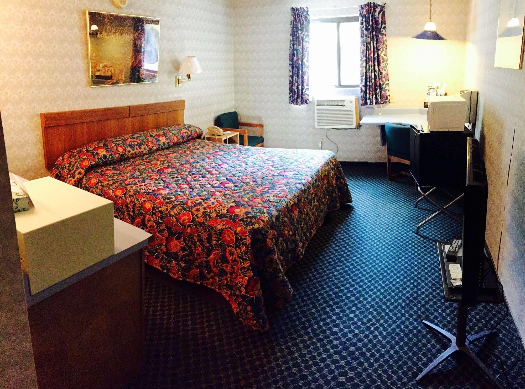 Oyo Hotel Chapmanville Inn, Wv - Hwy 119 Zewnętrze zdjęcie